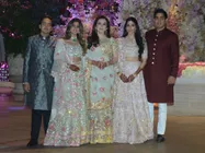 Akash Ambani & Shloka Mehta's Engagement Pictures Give Major Family Goals!