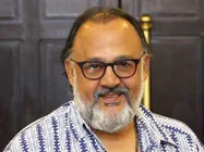 Alok Nath Manhandled Hum Saath Saath Hain Crew Member: He Stripped & Grabbed Her By Hand! 