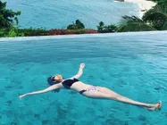 A Bikini-clad Parineeti Chopra Sets Instagram On Fire With Her Holiday Pictures!