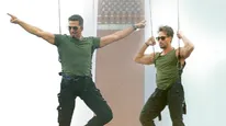Bade Miyan Chote Miyan: Chappals Thrown At Akshay Kumar & Tiger Shroff During Promotions In Lucknow  