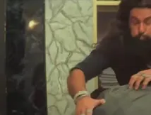 Dhurandhar Cameraman Scene: धुरंधर 2 के सीन में हुई इतनी बड़ी गलती, लोगों ने रिकॉर्ड कर वायरल कर दिया पूरा सीन