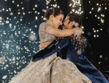  इंटरनेट पर छाईं रश्मिका-विजय की संगीत नाइट की तस्वीरें, रोमांस देख फैन्स बोले- नजर ना लगे... 