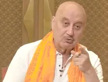'मंदिर में महिलाओं का रेप..' राम मंदिर चोरी का बचाव करते हुए क्या बोल गए अनुपम खेर, गालियां दे रहे हैं लोग