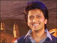 कुछ अलग करने की कोशिश..