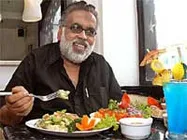 'चेस' बना रहे हैं जगमोहन मूंदड़ा