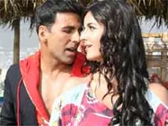 अक्षय ने कैट को सर्दी से बचाया