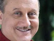 हमेशा जोखिम मोल लेते हैं खेर