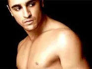 इमरान खान शादीशुदा है?