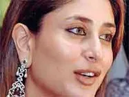 मम्मी से डर लगता है बेबो को