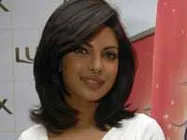 प्रियंका के खाते में 'खामोशी' का रोल 