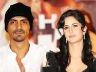 कैटरीना के प्यार पर चली कैंची 