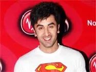 दीवानी लड़कियों के बीच फंसे रणबीर कपूर 