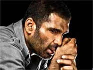 समीक्षा : रेड अलर्ट एक अच्छी कोशिश