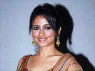 सीढ़ियों से गिरी दिव्या दत्ता 