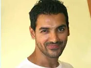 जॉन अब्राहम की निर्देशक बनने की ख्वाहिश  