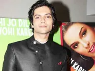 समीक्षा : बोरिंग हैं 'ऑल्वेज कभी कभी'