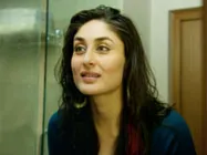 सैफ के साथ कोई मंगनी नहीं: करीना कपूर