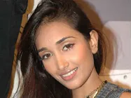 बिकनी के लिए मां से पूछा जिया ने 