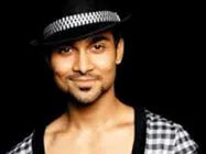 ईशा के कोरियोग्राफर सलमान की हुई पिटाई