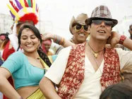  'फ्लाप जोकर के लिए पैसे दो अक्षय'