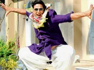 खिलाड़ी 786 के आगे चलेगी चुलबुल पांडे की दबंगई!  