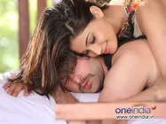 Review: 'शार्टकट रोमियो' में एक्शन-रोमांस हर चीज है शार्ट