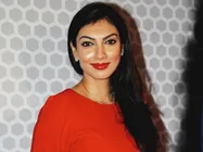 युक्ता मुखी तक पिटती हैं पति से, शर्मनाक है!