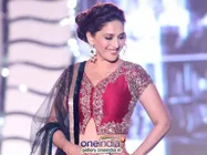 एक्ट्रेसेस भी कर सकती हैं यंग एक्टर्स के साथ रोमांस- माधुरी दीक्षित!