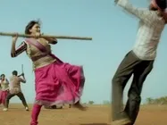 माधुरी-जूही के कड़क अंदाज देख गुलाबी हुए डेविड धवन