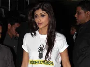 मैं भी शादीशुदा एक्ट्रेस को कास्ट करुंगी तो प्रेग्नेंट ना होने का बांड भरवाउंगी- शिल्पा शेट्टी!