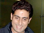 पर्दे पर युवी को महसूस करना चाहता हूं.. वो रीयल योद्दा हैं: अभिषेक बच्चन 