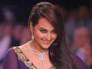 फ्लॉप फिल्मों से नहीं ली सीख, फिर एक्शन फिल्म करेंगी सोनाक्षी!