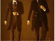 DHAMAKA: 30 सालों बाद...दो सुपरस्टार्स...एक फिल्म में...एक साथ! 