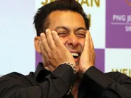 ''आपके आगे तो मैं सुपरफ्लॉप हो गया'' - सलमान खान...और हंस पड़ी ये एक्ट्रेस 