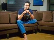 साल में 6 फिल्में दे चुके ये स्टार...फैन्स में हिट...बॉक्स ऑफिस पर फ्लॉप