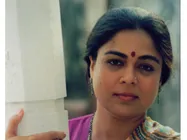 Twitter Reaction - अमिताभ..अक्षय..सहित बॉलीवुड रीमा लागू की मृत्यु से सदमे में