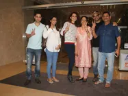 पूरे परिवार के साथ नजर आईं कंगना..कुछ इस अंदाज में 