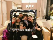 रणबीर कपूर और आलिया भट्ट की साल की पहली तस्वीर - ऋषि कपूर और नीतू कपूर के साथ