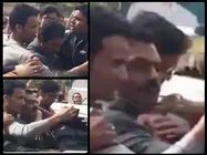 सेल्फी के लिए फैन ने नवाज़ुद्दीन सिद्दीकी को गर्दन से पकड़ा और खींचने लगा, वीडियो वायरल