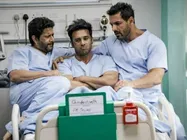 BOX OFFICE: जॉन अब्राहम की 'पागलपंती' का बुरा हाल- वीकेंड में सिर्फ इतना रहा कलेक्शन!