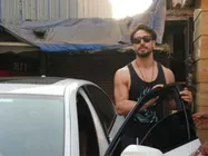 Pics: ज्योतिष से मिलने क्यों पहुंचे टाईगर श्रॉफ, पूछे कौन से सवाल?