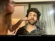 VIDEO: कार्तिक आर्यन की मां ने उड़ाया मजाक, बोला- अमिताभ बच्चन जी के इतने बुरे दिन आ गए ?