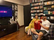 लूटकेस' के दमदार रिव्यू, कुणाल केमू ने 'पति, पत्नी और....' के साथ देखी फ़िल्म, पहचानों कौन?