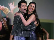 वरूण धवन और परिणीति चोपड़ा की शानदार केमिस्ट्री एक और धमाकेदार रीमेक में, नाम है...