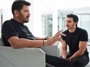 विवादों में फंसी रणवीर सिंह स्टारर 'अन्नियन' रीमेक! आपस में भिड़े डायरेक्टर और प्रोड्यूसर