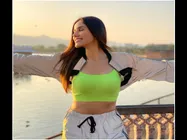 'प्यार का पंचनामा' की एक्ट्रेस ने बिकिनी पहन बारिश में की सारी हदें पार, जमकर मस्ती, बवाल Video