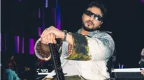Rapper Raftaar ने दुनिया से छिपाकर की दूसरी शादी, सोशल मीडिया पर कार्ड संग दुल्हनिया की तस्वीरें हुईं वायरल!