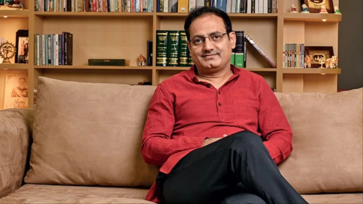 Dr Vikas Divyakirti: From Teacher To Crorepati