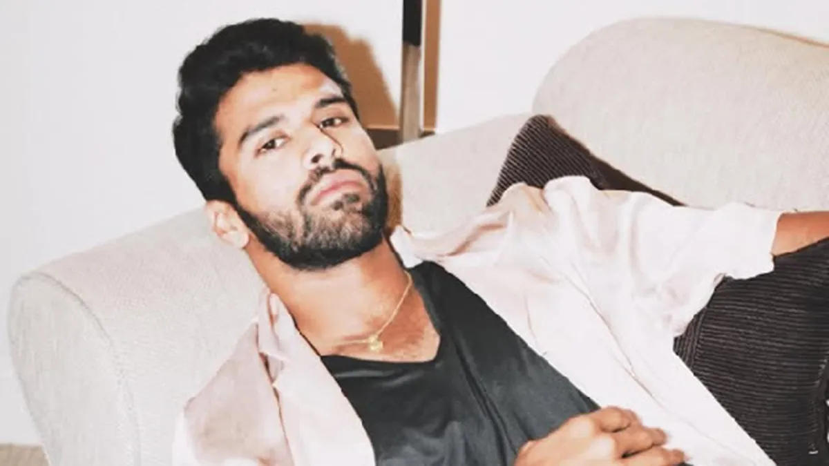 entertainment throwback tuesday when cricketer washington sundar turned muse for rohanshrestha pics