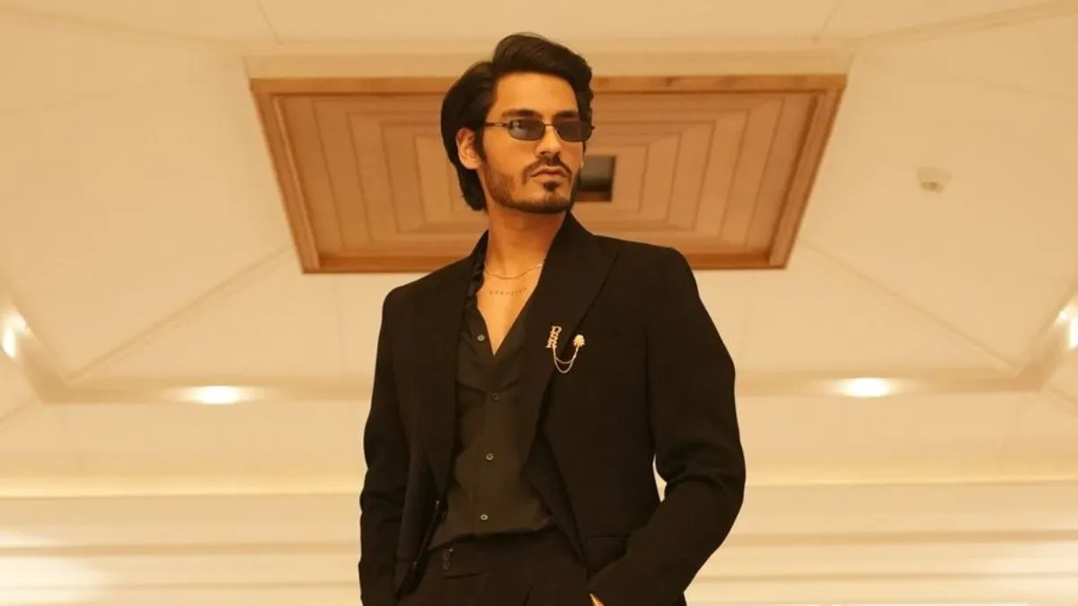 The 50' අභියෝගයේ දිග්විජේ රතීගේ විශිෂ්ට ක්‍රියා කලාපය